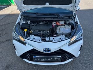 TOYOTA Yaris1.5 100H Active hybrid -Impecable !!