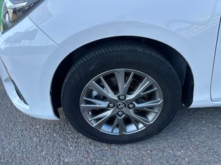 TOYOTA Yaris1.5 100H Active hybrid -Impecable !!