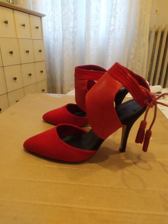 Zapatos tacón rojo