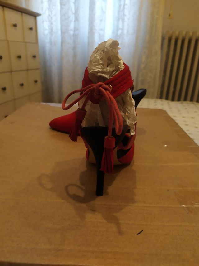 Zapatos tacón rojo