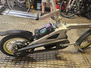 Bicicleta eléctrica plegable