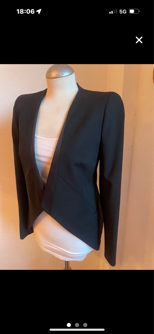 Chaqueta negra con detalles en raso T S 36/38