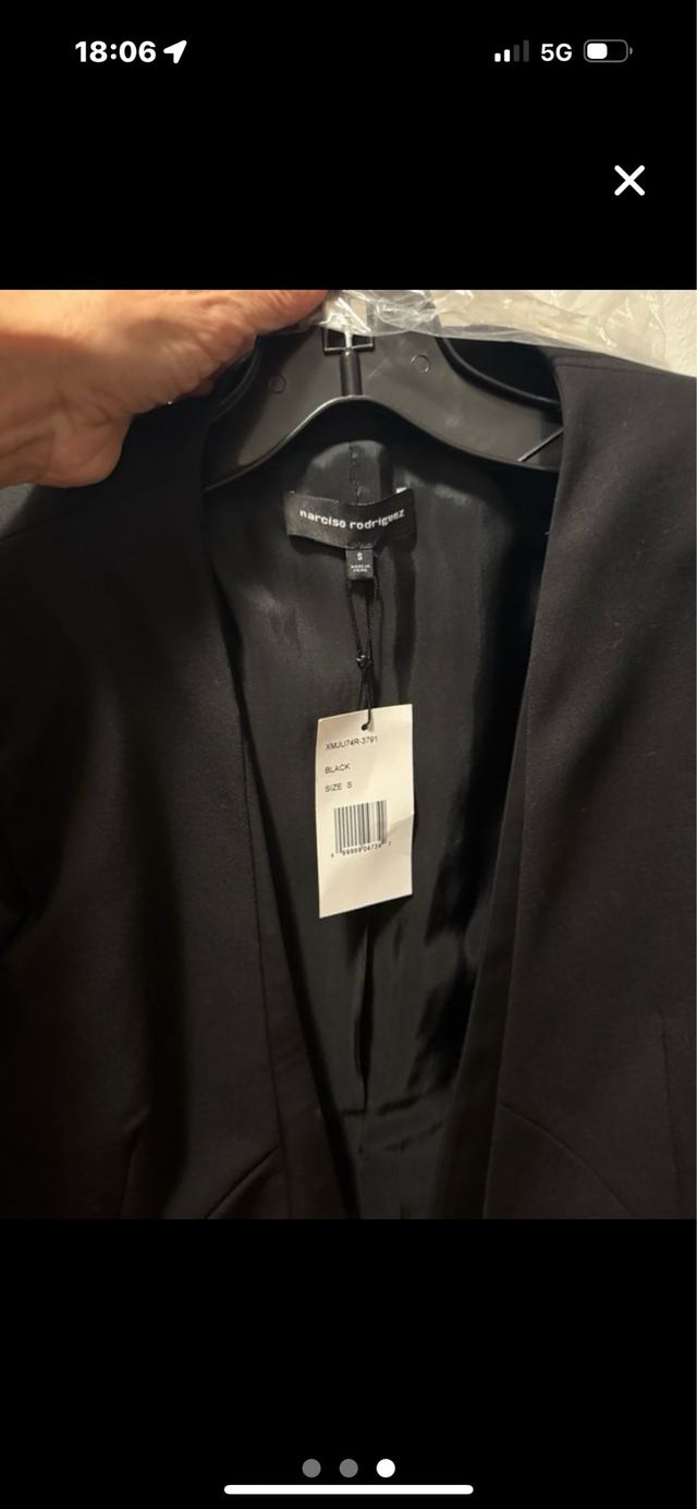 Chaqueta negra con detalles en raso T S 36/38