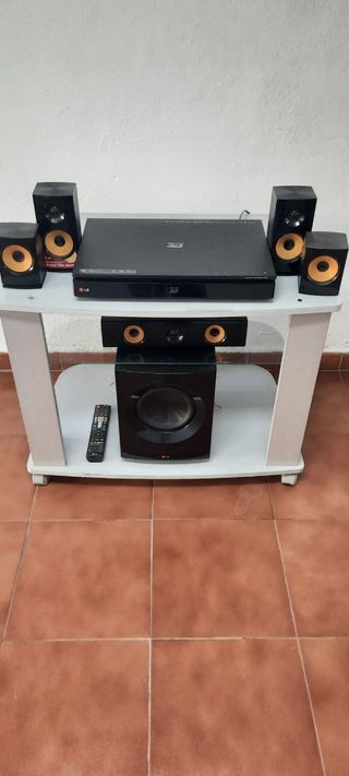 Home Cinema LG 5.1 Regalo la mesa.