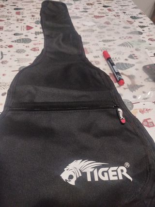 Funda guitarra Tiger 1/4
