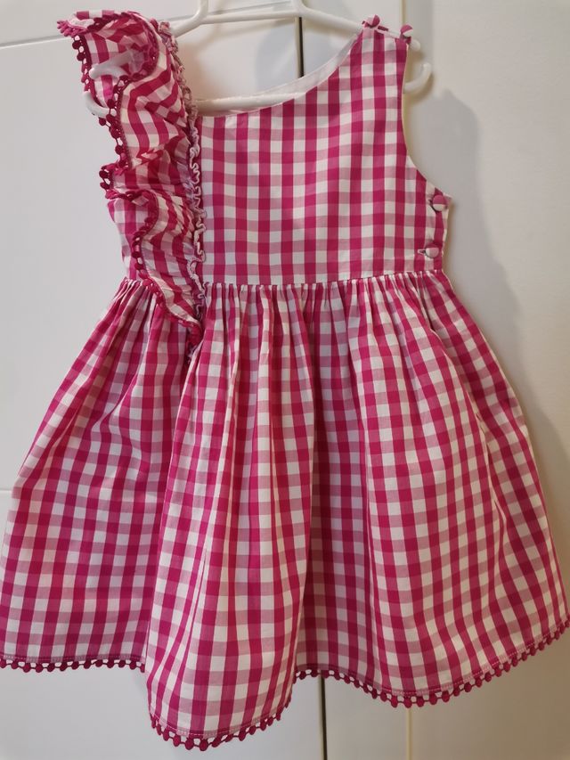 Vestido con braguita cuadros rosa. Tizzas