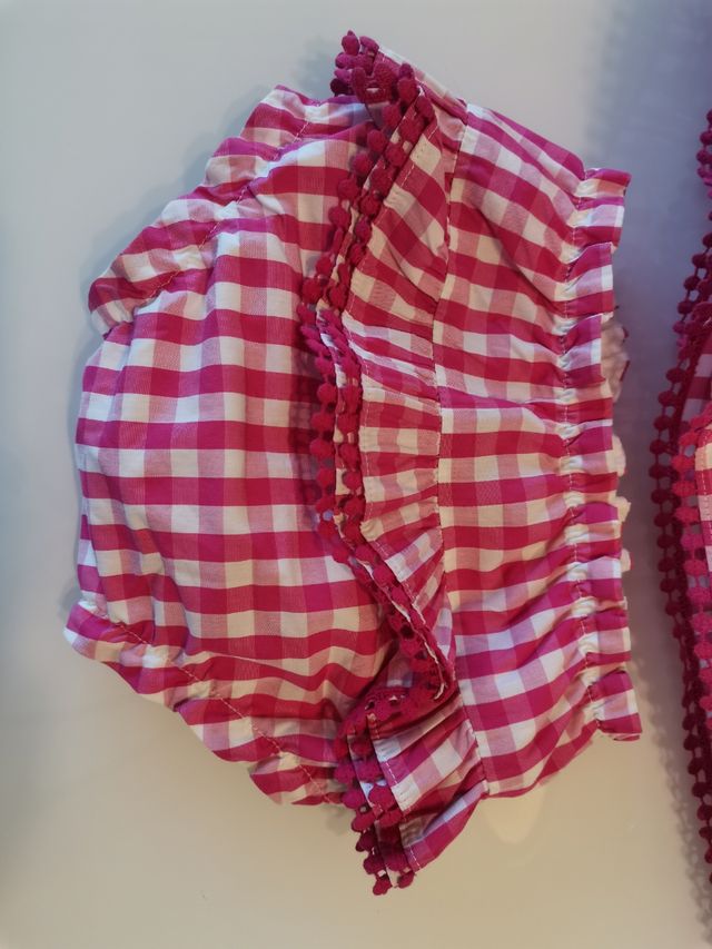 Vestido con braguita cuadros rosa. Tizzas