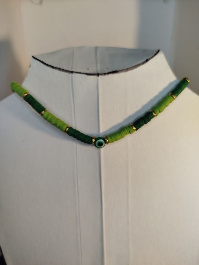 Collar piezas de silicona y ojo turco