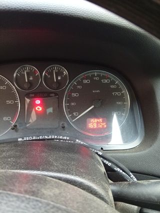 Peugeot 307    añio 2005 niguciable