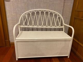 Banco baúl mimbre blanco