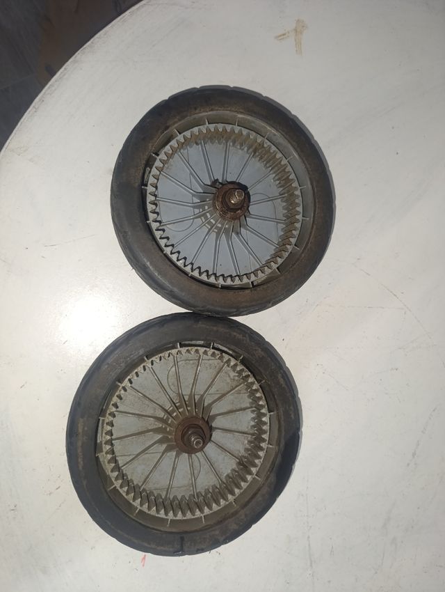 Ruedas Cortacesped 56  Dientes
