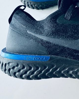 Scarpa da running Nike Epic React Flyknit