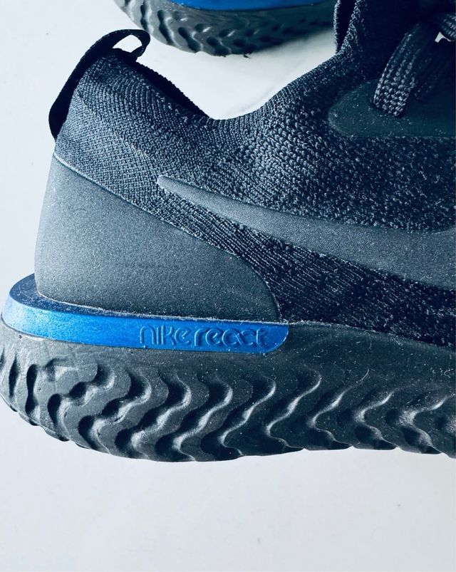 Scarpa da running Nike Epic React Flyknit