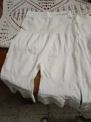 Fajas ou no - Beige y Blanca