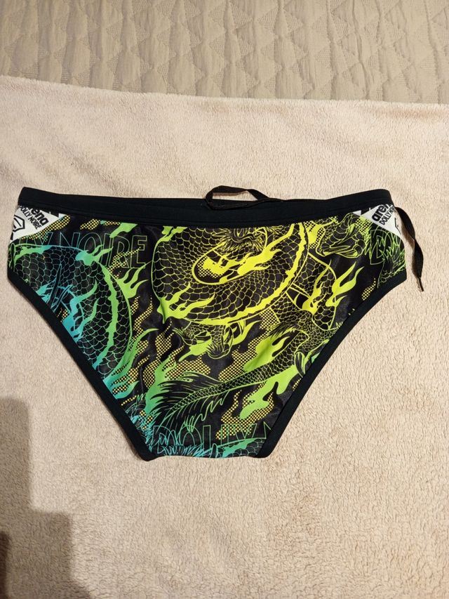 Bañador Arena slip - Verde y Negro