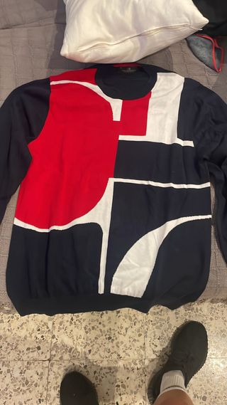 Suéter Rojo y Azul Marino