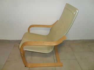 Silla infantil beige madera 10€