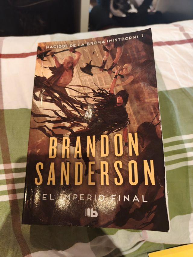El imperio final (Nacidos de la bruma 1)