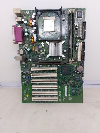 Placa base Intel antigua