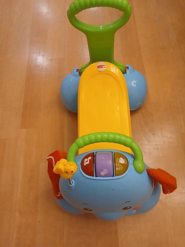 Correpasillos Elefante Fisher Price