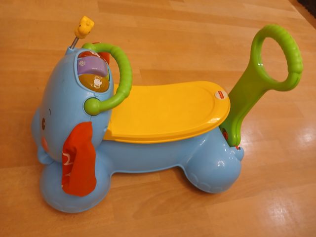 Correpasillos Elefante Fisher Price
