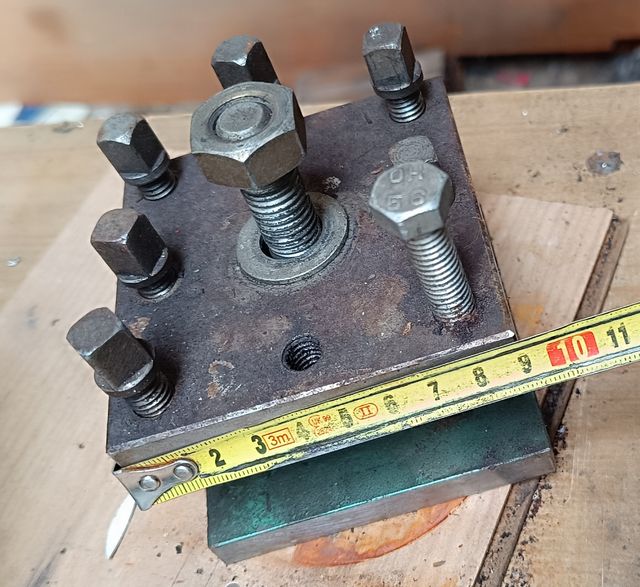 Torreta portaherramientas industrial