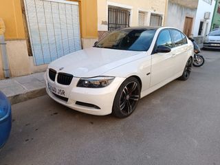 BMW Serie 3 2007 / 220,000 km