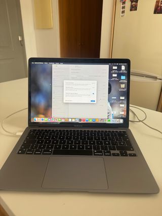 MacBook Air 13" Gris Plata