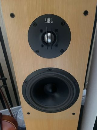 altavoces jbl xti 40 hifi hi-res