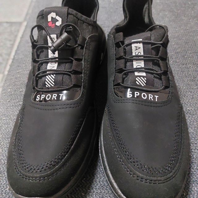 Zapatillas deportivas negras