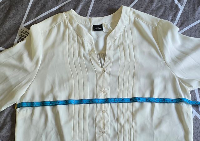 Camicia color panna taglia 48