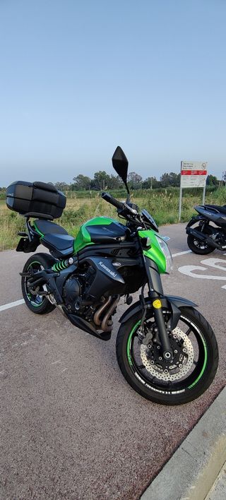 Kawasaki ER6N - Moto 2016