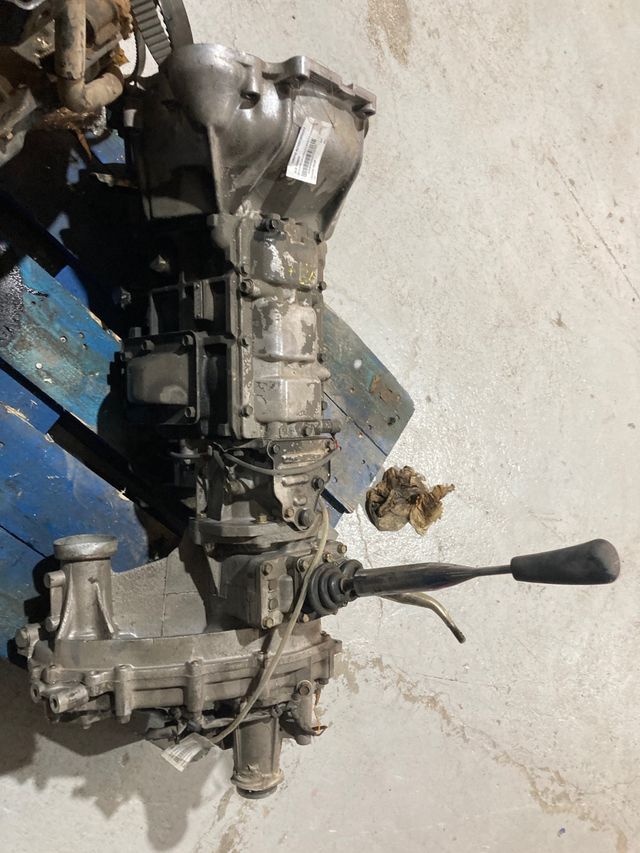 Caja cambios montero galloper