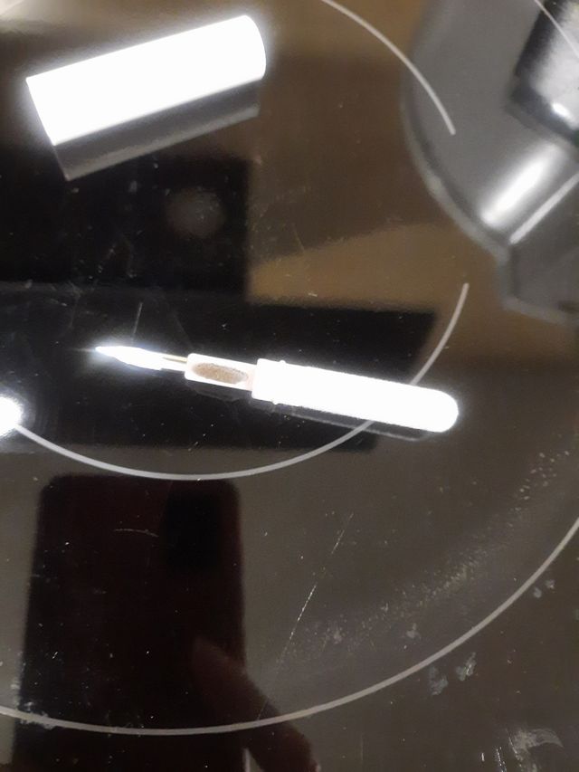 Acessório de limpeza AirPods