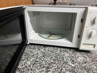 Microondas blanco - 800W