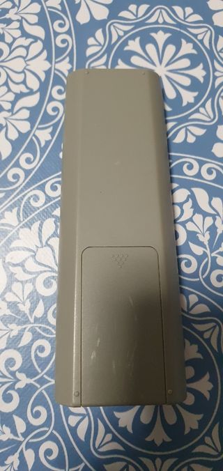 Mando a distancia Aiwa RM-220020