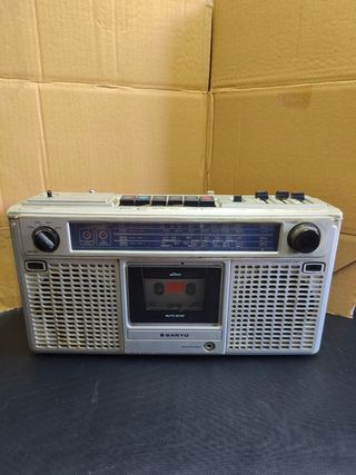 Radio Cassette Sanyo M9902K