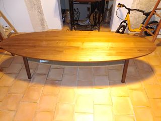 Mesa ovalada madera salón