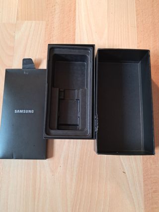 Samsung Galaxy S10+ - Caja