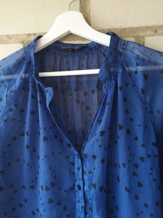 Blusa azul c/estampado corazones mujer 40