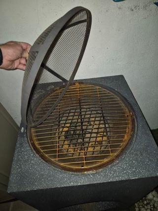 Barbacoa exterior gris piedra