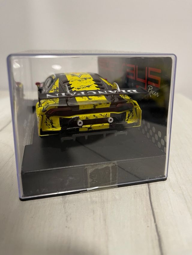 Lamborghini Huracán GT3 Scalectric Sideways