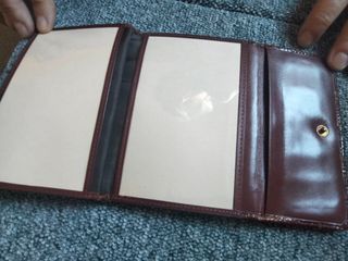 Monedero billetero marrón efecto cocodrilo