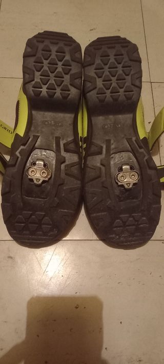 Botines con calas  bici MTB usados