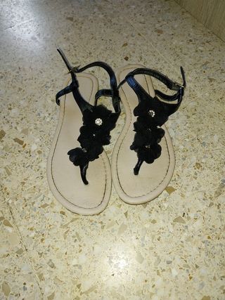 Chanclas niña-mujer negras
