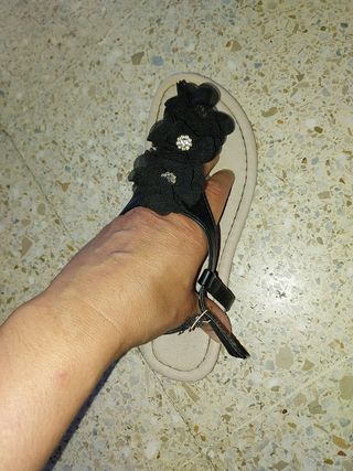 Chanclas niña-mujer negras