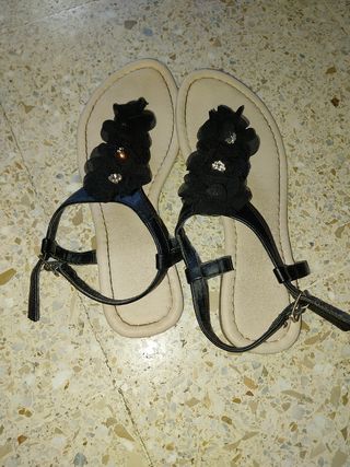 Chanclas niña-mujer negras