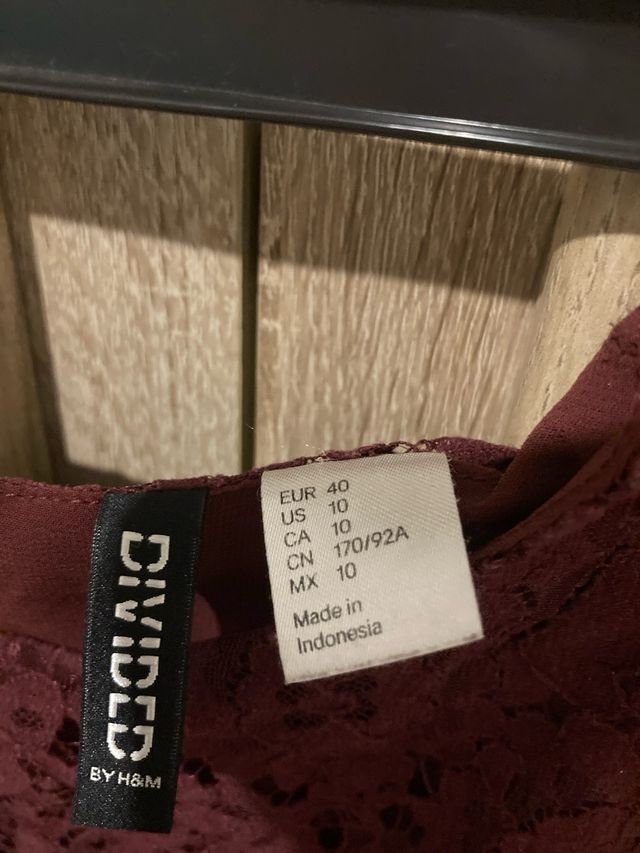 Vestito Bordeaux in pizzo