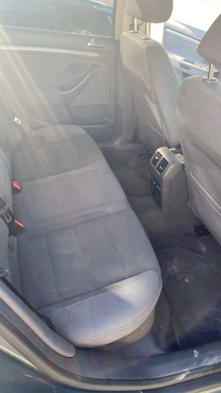 Volkswagen Golf 2004