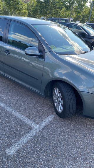 Volkswagen Golf 2004